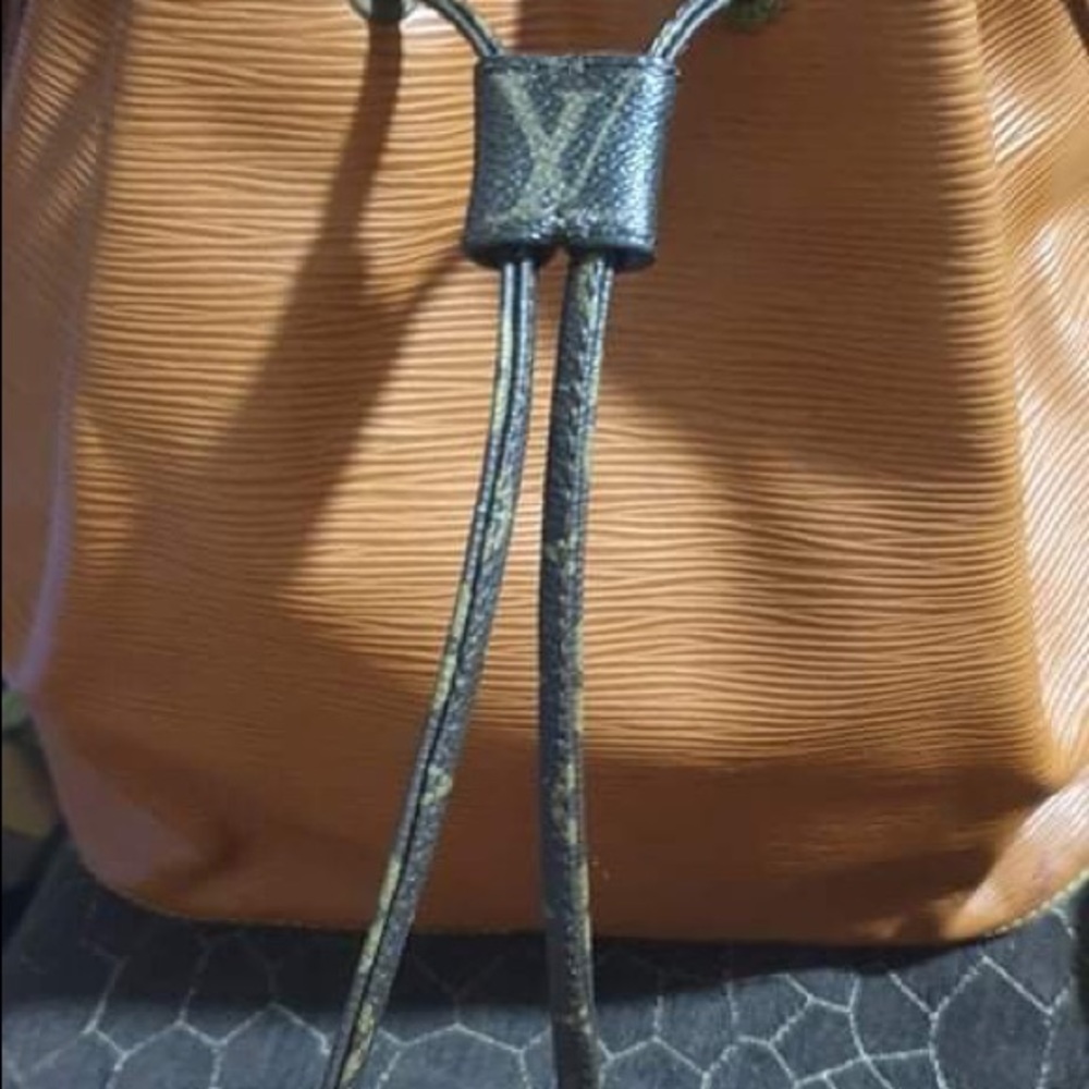 Custom Made Neo strings - Picture 5 of 9